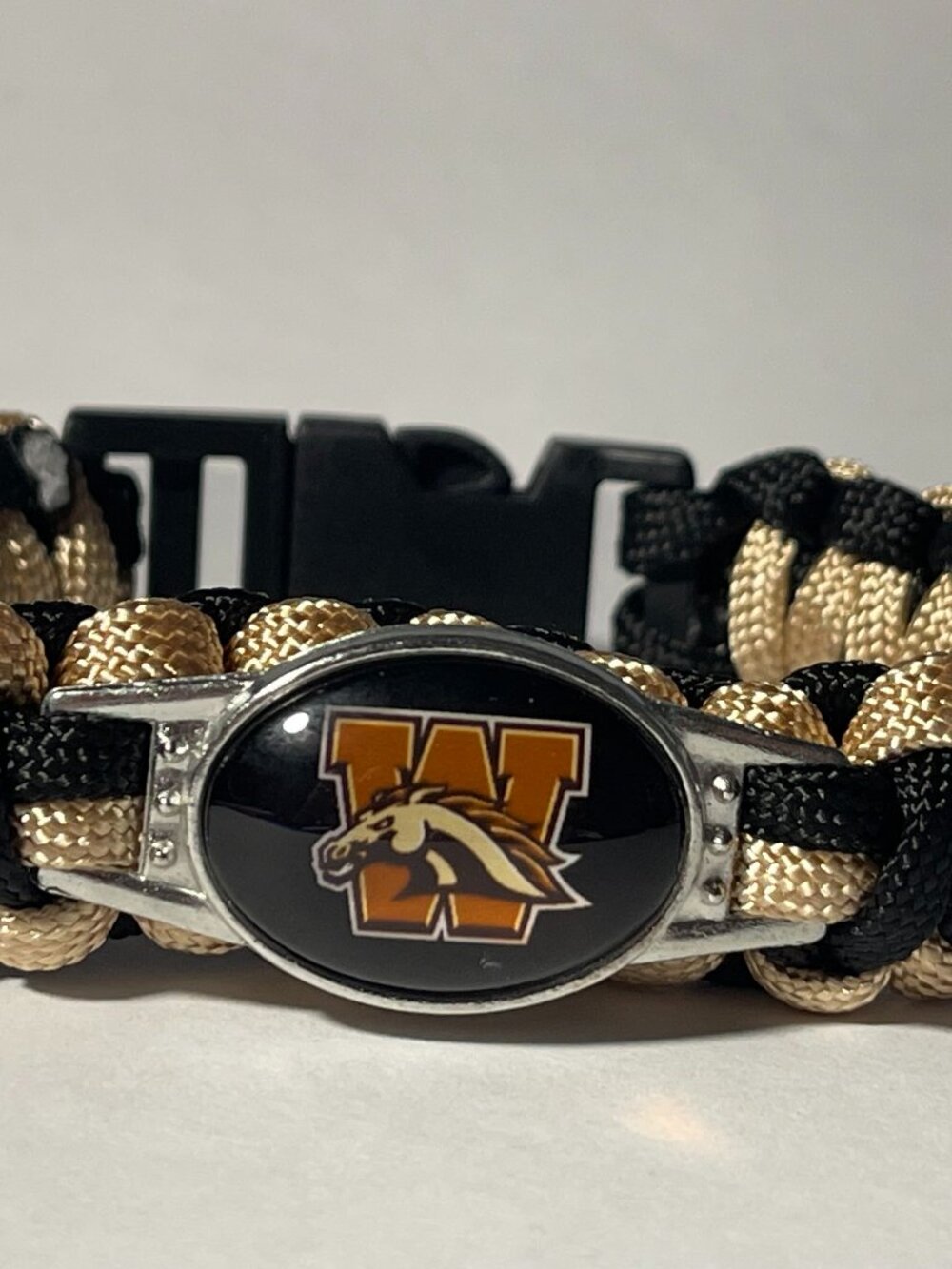 Western Michigan Broncos NCAA Paracord Bracelet NEW